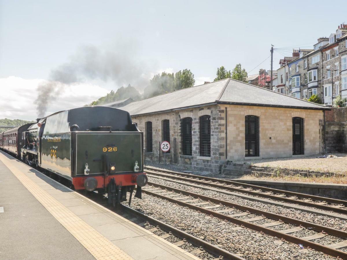 Evening Star Engine Shed Apartment Whitby Exterior foto